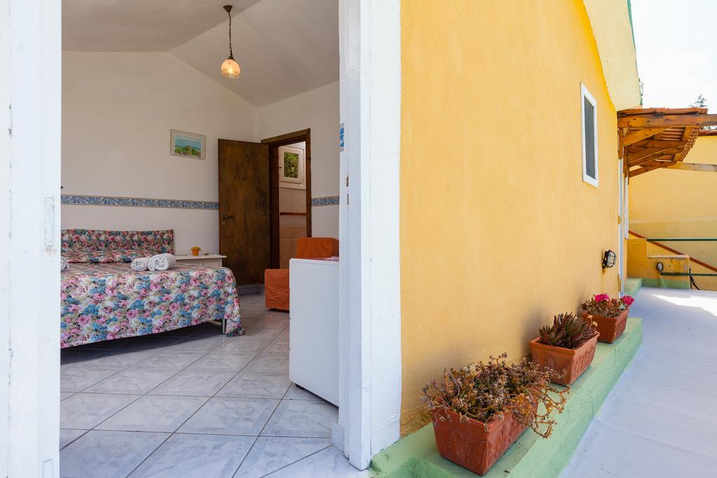 Nitrodi Experience Guest House Barano d'Ischia Luaran gambar