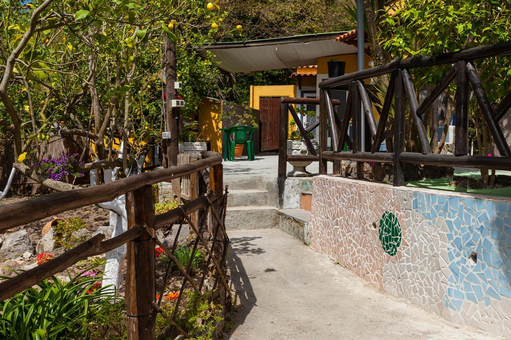 Nitrodi Experience Guest House Barano d'Ischia Luaran gambar