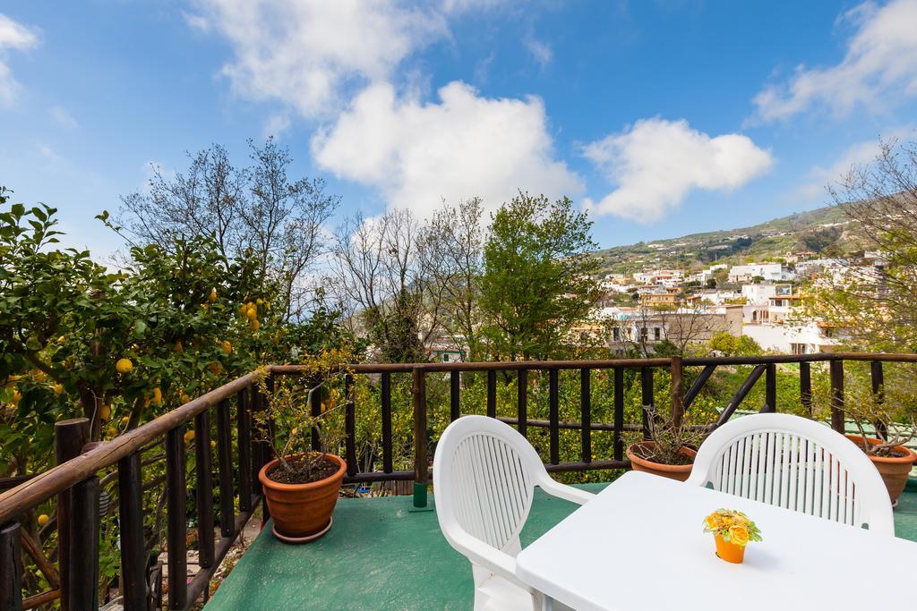Nitrodi Experience Guest House Barano d'Ischia Luaran gambar